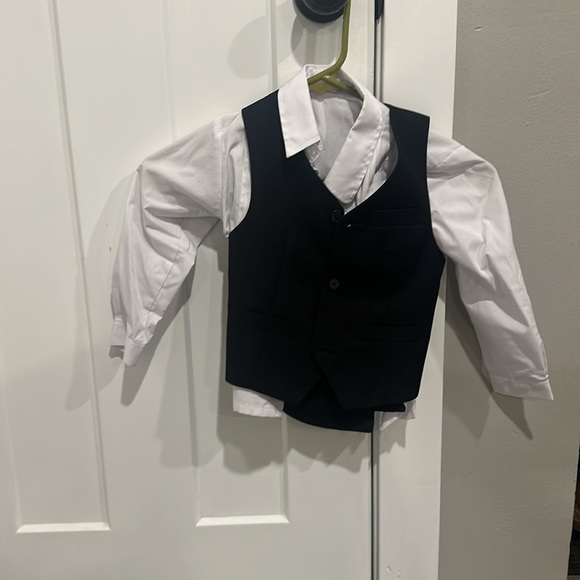 Toddler boys 5 piece tuxedo ring bearer 3T - Picture 2 of 14